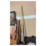 3 POOL CUES