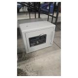 SENTRY S0407 SAFE