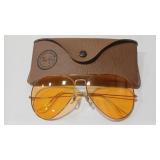 AVIATOR GLASSES IN RAY BAN CASE