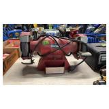 MILWAUKEE BENCH GRINDER
