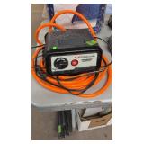 SCHUMACHER BATTERY CHARGER & ORANGE AIR HOSE