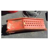 PR OF RED CAR RAMPS