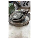 5 CAST IRON SKILLETS