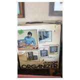HARDWARE ORGANIZER