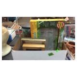 ANT FARM, AQUARIUM, SAND DOLLARS