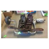 2 WOOD PLANES, SPOKE SHAVE & DRILL BRACE