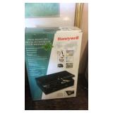 HONEYWELL DELUXE SECURITY LOCK BOX