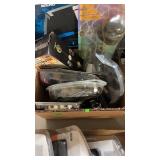 SPEAKERS, MICROPHONE & BLUETOOTH CAR KIT