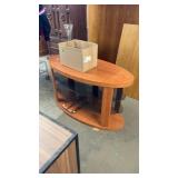 BUDWEISER COLLECTIBLES & TV TABLE