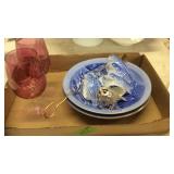 COLLECTOR PLATES & WINE GLASSES