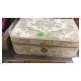 JEWELRY BOX
