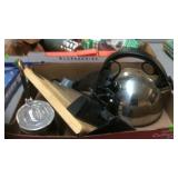 2BX W/ TEA KETTLE, ELECTRIC KNIFE, STANLEY THERMOS