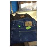 2 PR OF WRANGLER  JEANS 36X29/30