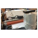 VACUUM SEALER W/ PLASTIC