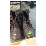 BRAHA INSULATED BOOTS SIZE 12