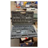 TOOL SET IN BLACK CASE