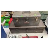 CRAFTSMAN METAL TOOL BOX & 2DRAWER METAL TOOL