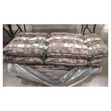 4 - PATIO CUSHIONS & STORAGE BAG