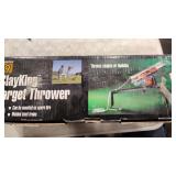 CLAYKING TARGET THROWER W/ CLAYS