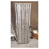 WERNER ALUMINUM FOLDING PLATFORM
