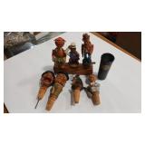 ANRI ANIMATED  CARVED BOTTLE STOPPER VTG
