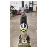 BISSELL CLEANVIEW PET VACUUM