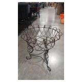 METAL PLANT STAND