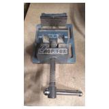 SHOPFOX BENCH VISE