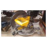 DEWALT 12' COMPOUND MITER SAW