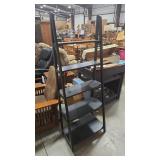 5 GRADUALATED BOOK SHELF