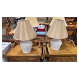 2 POTTERY ACCENT LAMPS