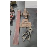 ANIMAL TRAP METAL DECOR AND VTG RAZOR STROP