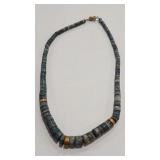 BLUE DENIM CORAL HEISHI & BRASS SPACER CHOKER