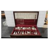 COMMUNITY CORONATION FLATWARE SET & BOX