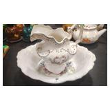 BEACHWOOD CERAMICS PITCHER SET