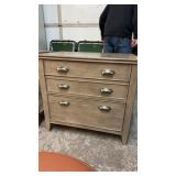 FLEXSTEEL HOME 2 DRAWER FILE CABINET  32'X21'X30'