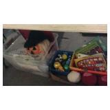 HALLOWEEN DECOR & KIDS BOOKS/TOYS
