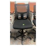 ADJUSTABLE ROLLING SWIVEL TALL OFFICE CHAIR NO ARM