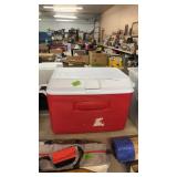 RED RUBBERMAID COOLER