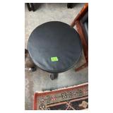 BLACK ADJUSTABEL ROLLING STOOL