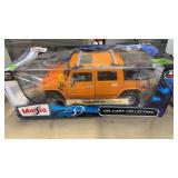 MAISTO DIE CAST HUMMER H2 1:18 SCALE