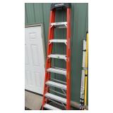WERNER 8FT FIBERGLASS STEP LADDER