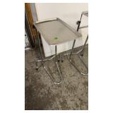 STAINLESS STEEL ADJUSTABLE INSTRUMENT TRAY ROLLING