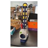 CHILDS PITCHING  MACHINE
