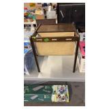 VINTAGE MID CENTURY MODERN DANISH SIDE TABLE W/