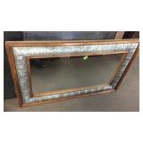 DECORATIVE WALL MIRROR