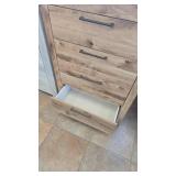 Gils Furniture, Chest of Drawers