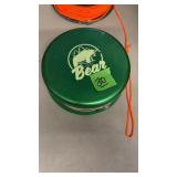 VINTAGE BEAR ARCHERY BOWFISHING REEL W/ TAN LINE
