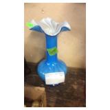 FENTON HAND BLOWN RUFFLED EDGE VASE