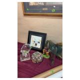 GROUP OF DECOR ITEMS- TRINKET BOX, HORSE FIGURINE,